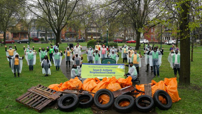 Church of God hosts a cleanup at the Susan B. Anthony Neighborhood